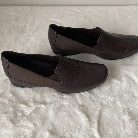 Easy Street Comfort Wave Slip on Wedge Shoe Size 10 - Picture 6 of 8